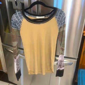 Free people olive green tan camo long sleeve cotton stretch top L